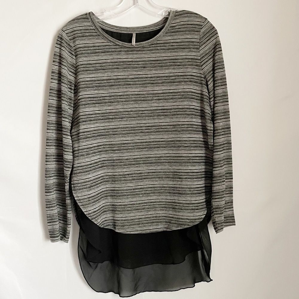 🟢Tresics Heather Grey Sweater Sheer Tank Top Size M